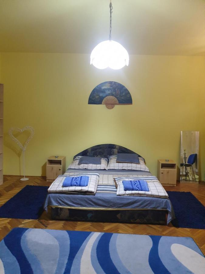 Izisz Debrecen Esterno foto